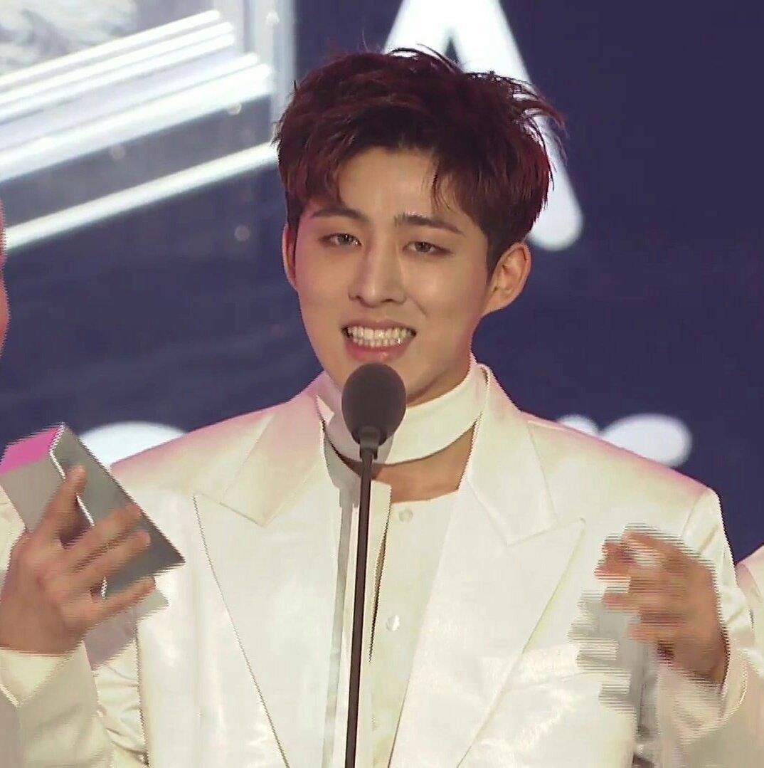 be boi ma tuy cua truong nhom IKON anh 10