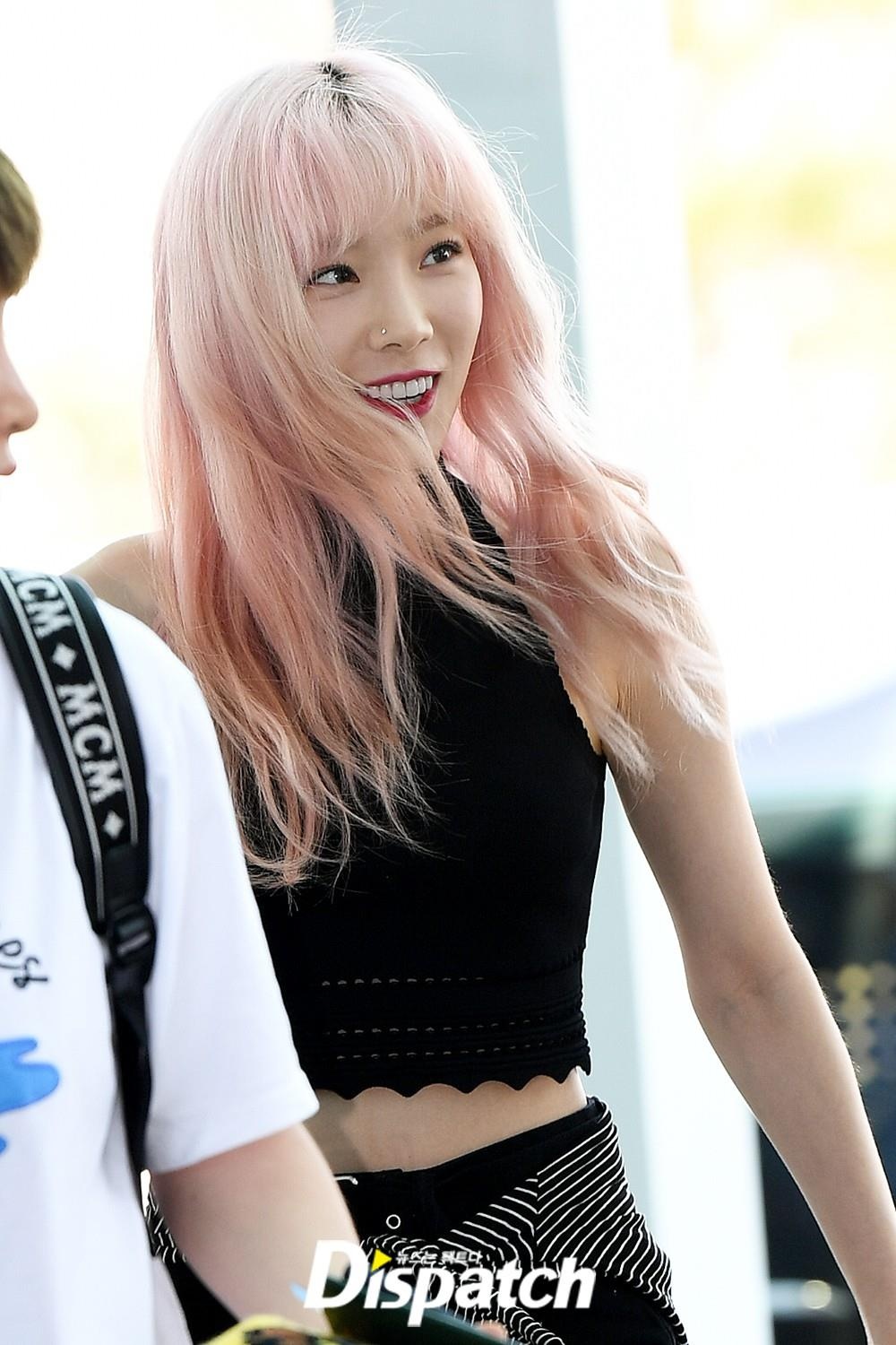 Taeyeon tai san bay anh 1