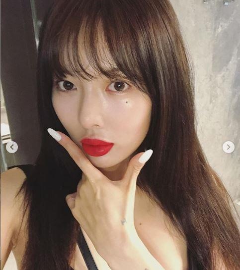 Hyuna bom moi anh 2