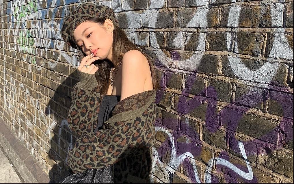 Phong cach thoi trang doi thuong tre trung cua 4 thanh vien Black Pink hinh anh