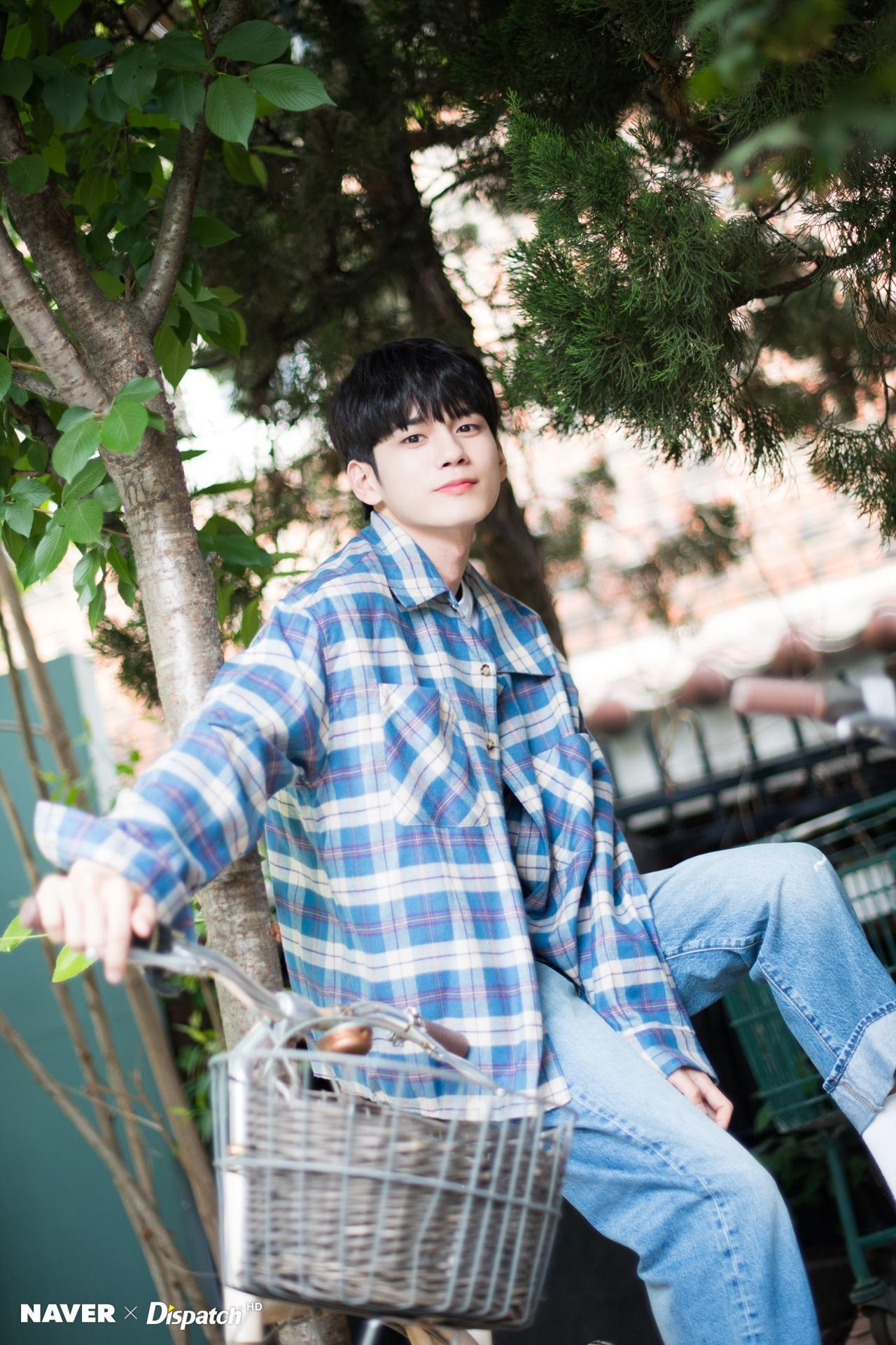 vai dien dau tay cua Ong Seong Woo anh 8