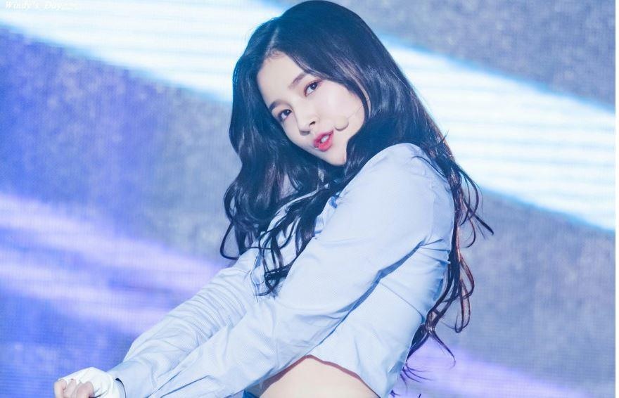 Ba nu than tuong Kpop co luong fan hung hau nhat tai Viet Nam hinh anh