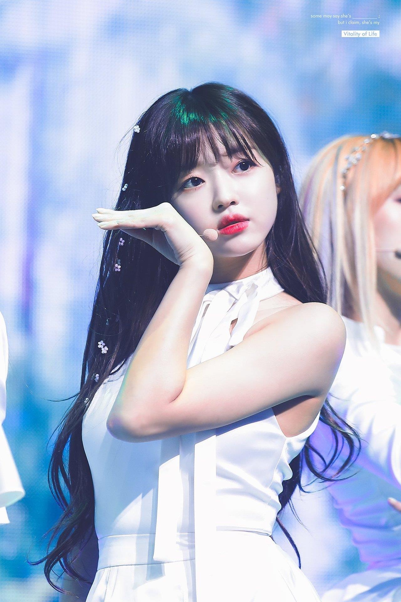 Bup be song Kpop YooA anh 7