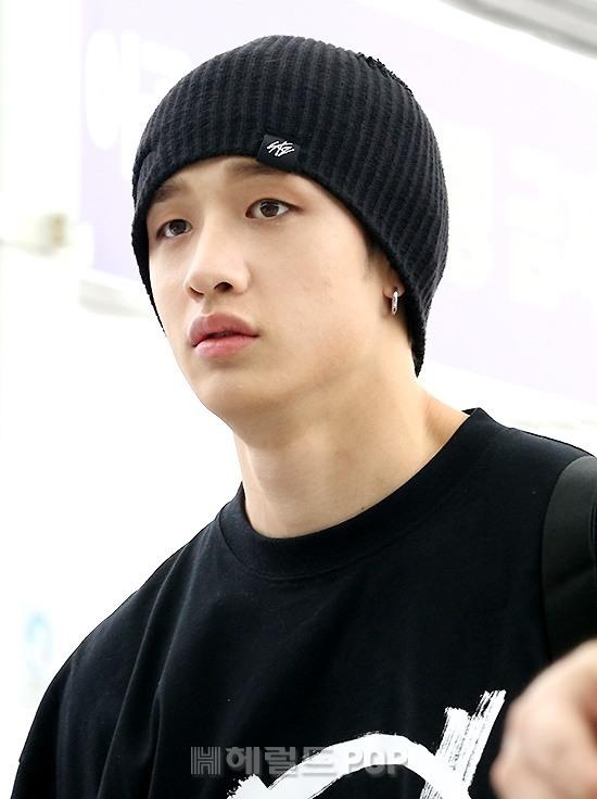 sao Kpop tai san bay anh 14