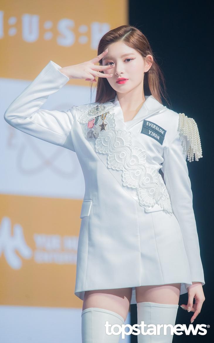 tan binh Kpop tai hop bao anh 11