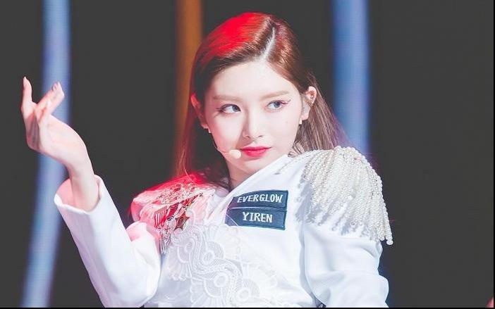 Nhom tan binh noi nhat Kpop khoe nhan sac, voc dang cuon hut hinh anh