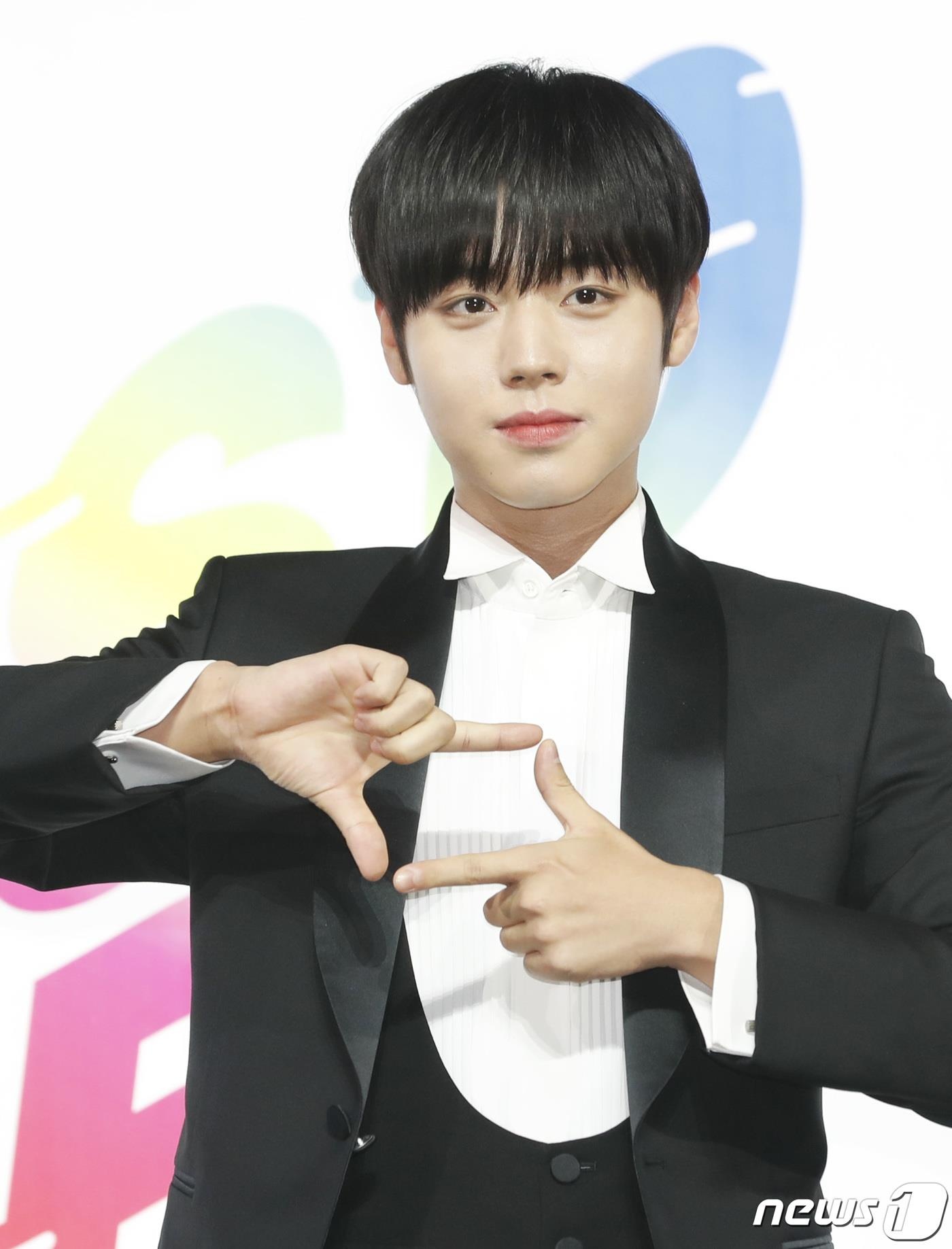 dan sao Kpop tai SOBA 2019 anh 22