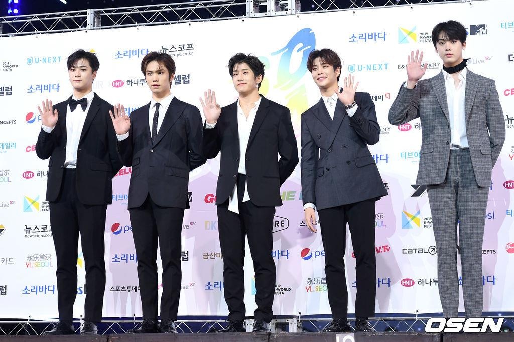 dan sao Kpop tai SOBA 2019 anh 11