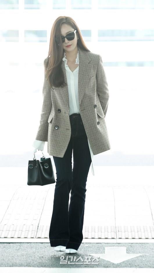 Jessica Jung tai san bay anh 4