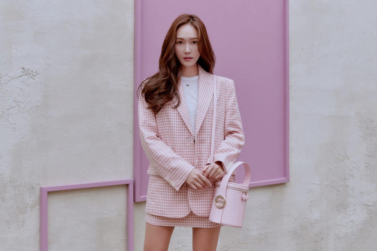 Jessica Jung tai san bay anh 12