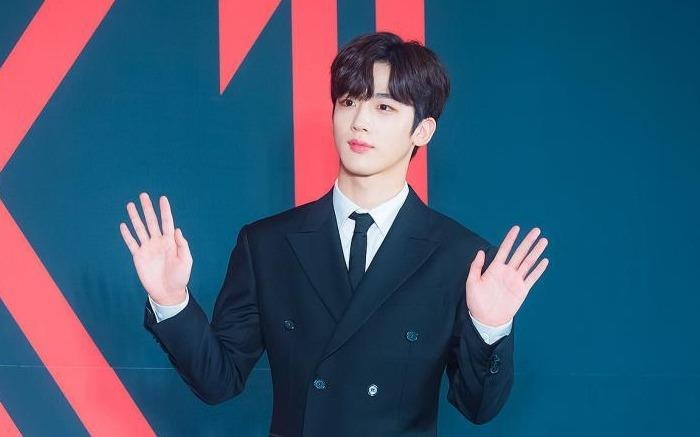 Nhom nhac toan my nam buoc ra tu ProduceX101 duoc cho don nhat Kpop hinh anh