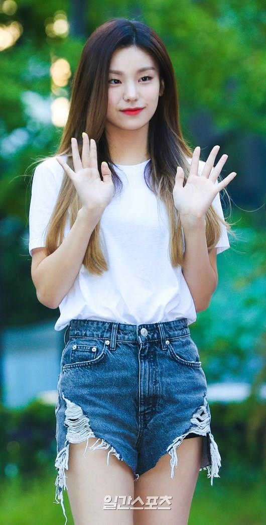 em ut ITZY lan at my nhan Kpop anh 8