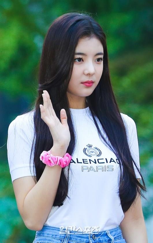 em ut ITZY lan at my nhan Kpop anh 11