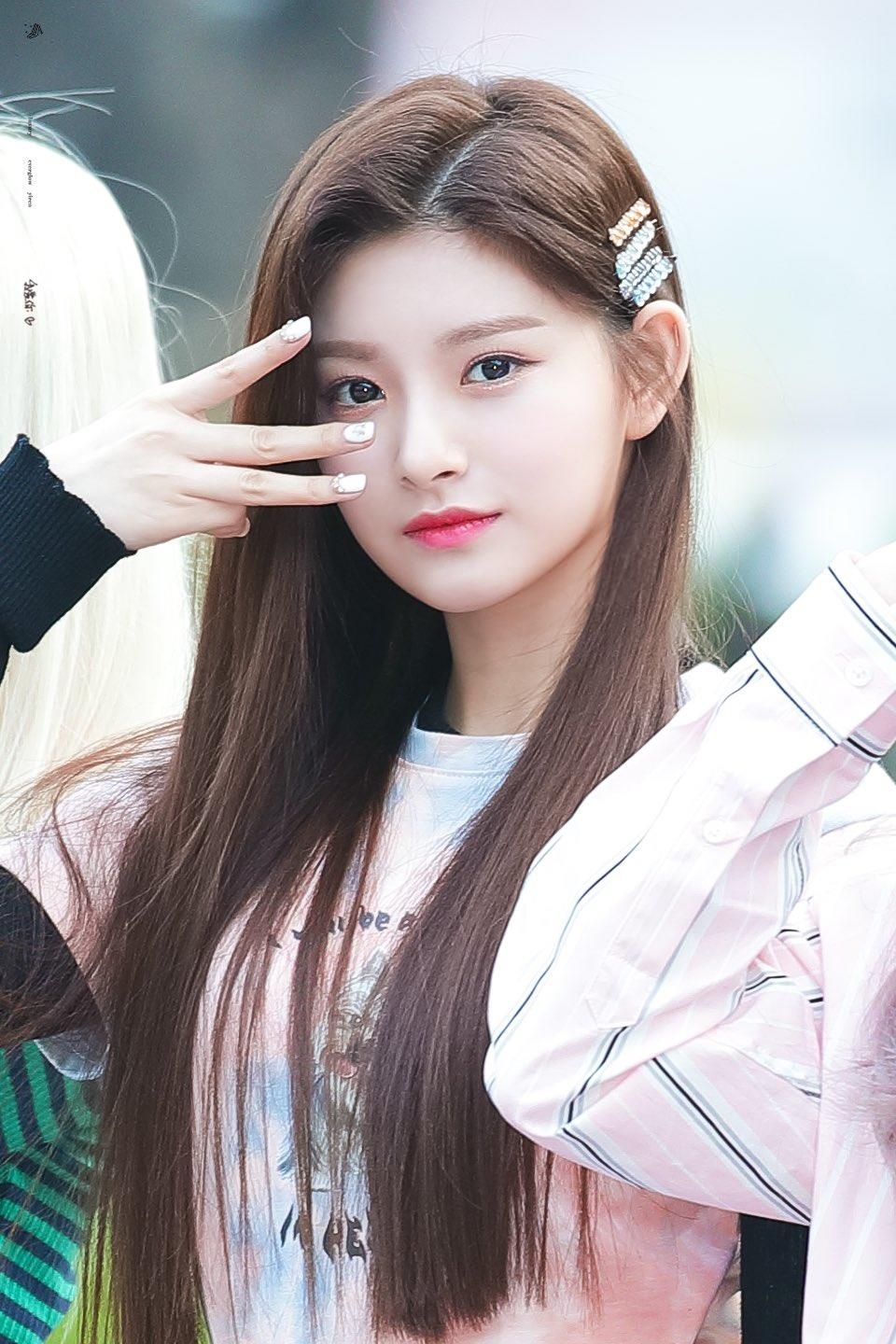 nu than Kpop the he moi anh 19