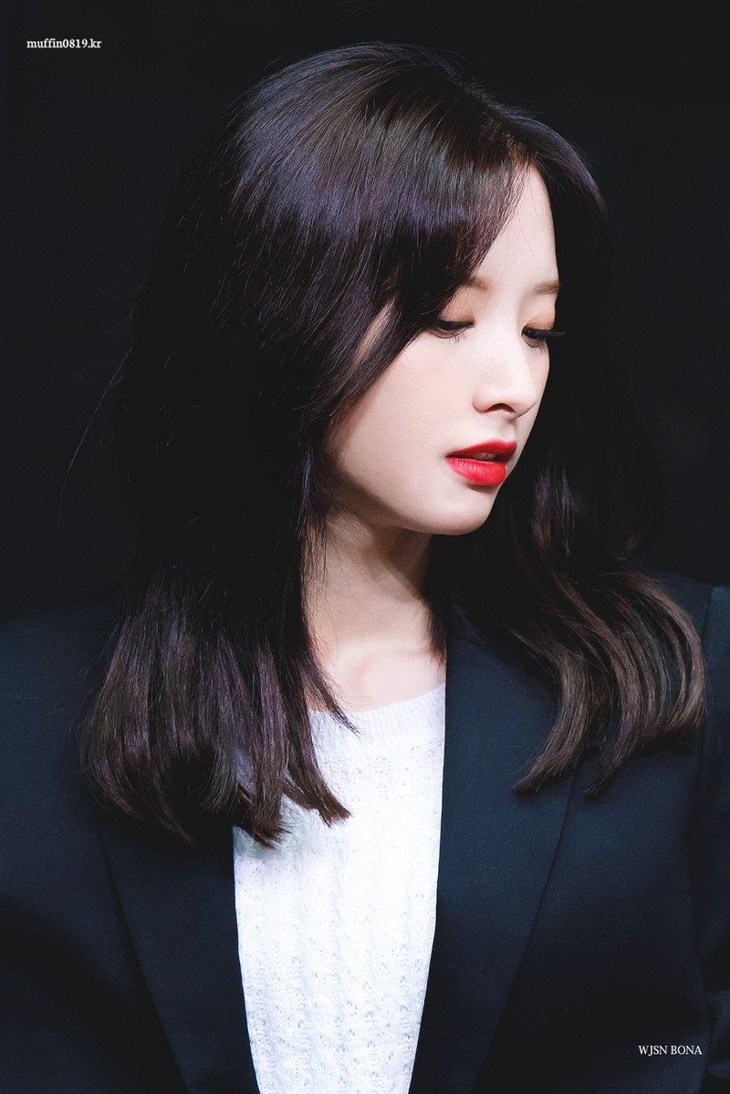 Nu idol Kpop tai sac van kem noi anh 28