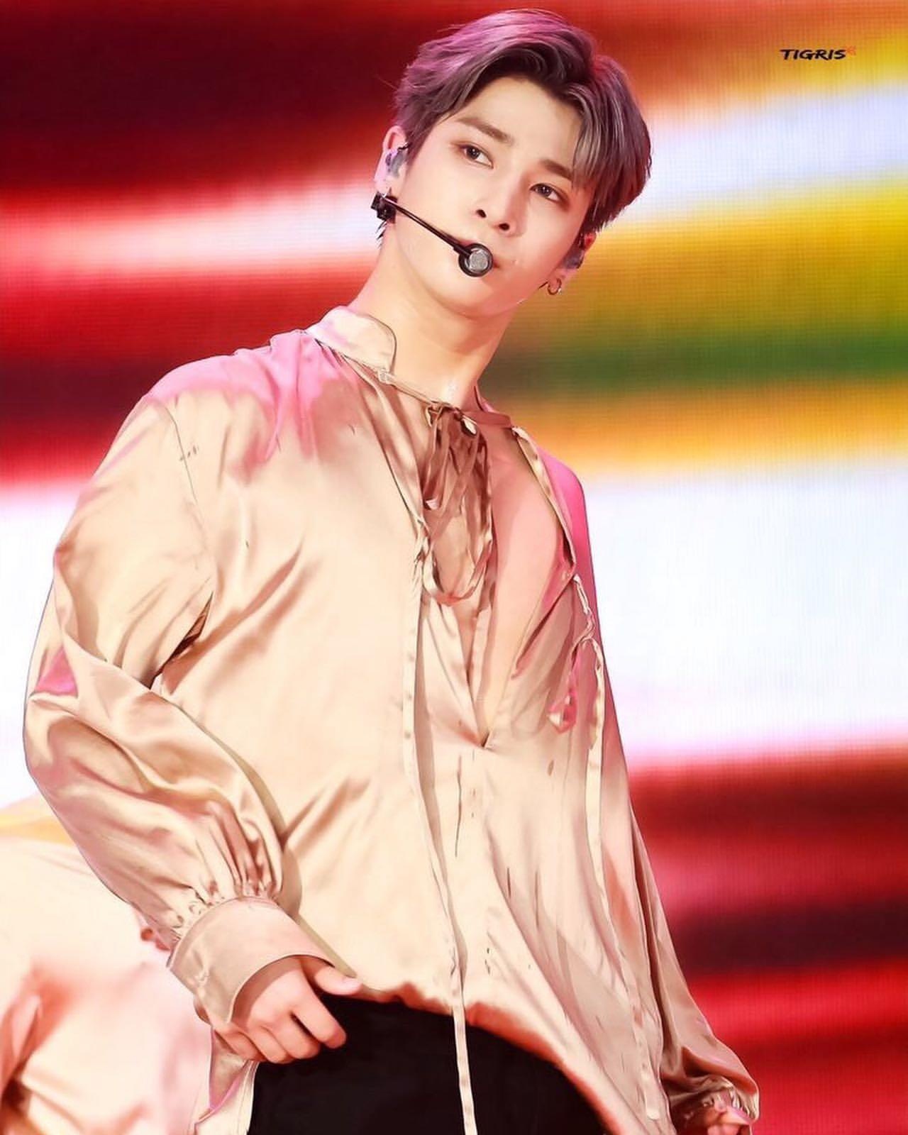 tan binh nam Kpop so huu guong mat ti le vang anh 5