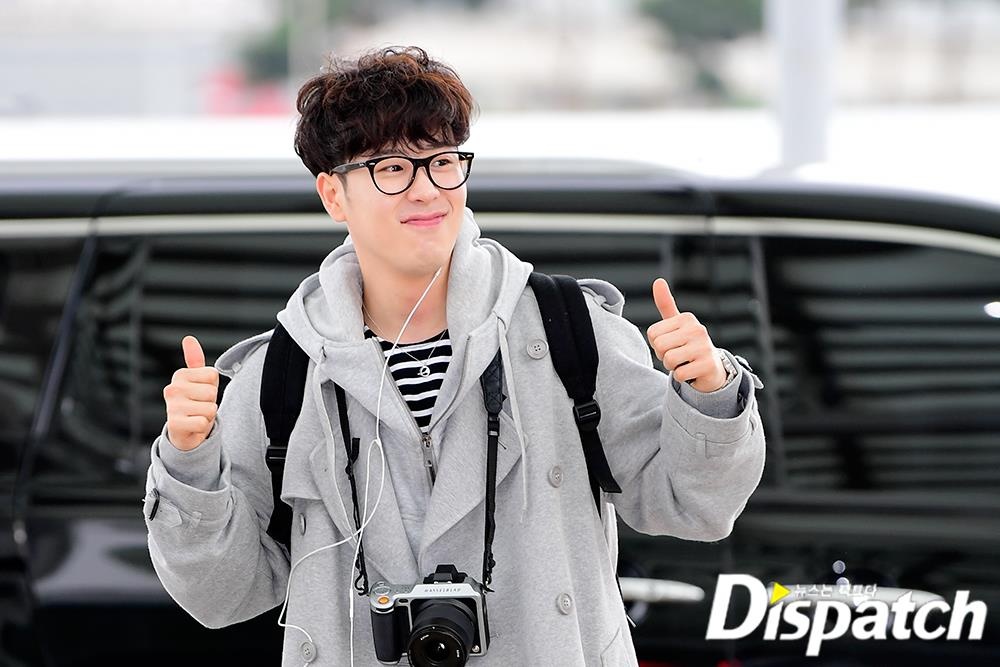 IU tuoi tan tai san bay anh 13