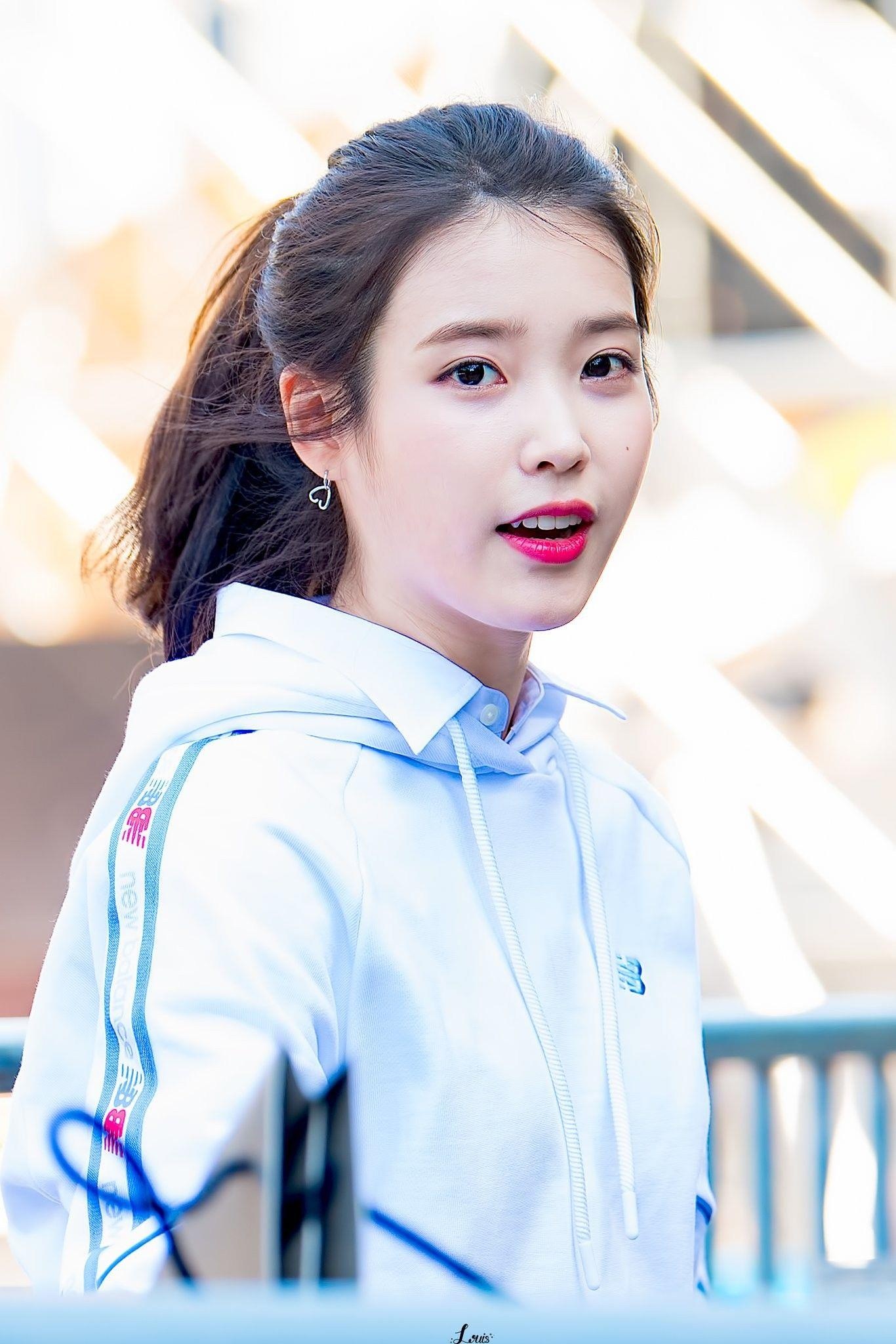 IU và danh hiệu Em gái quốc dân ảnh 16 IU va danh hieu Em gai quoc dan anh 16