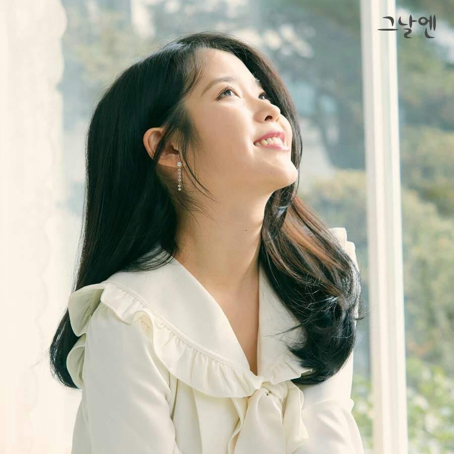 IU và danh hiệu Em gái quốc dân ảnh 9 IU va danh hieu Em gai quoc dan anh 9