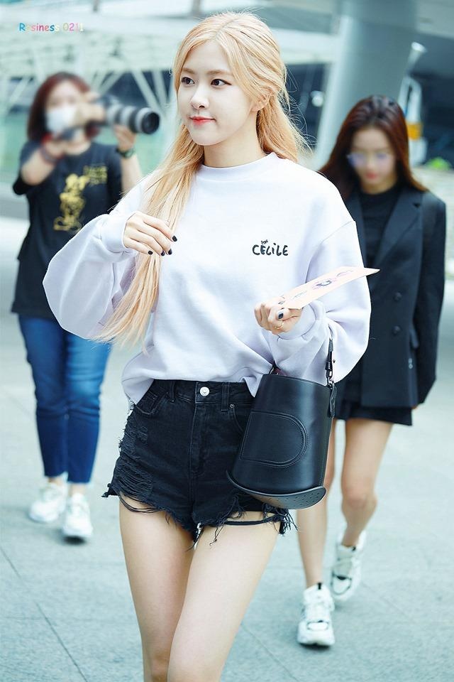 Dan sao hang A tai san bay anh 9