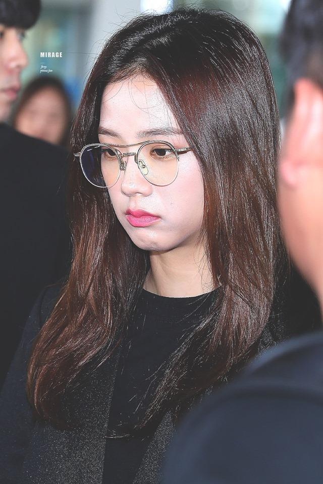 Dan sao hang A tai san bay anh 5