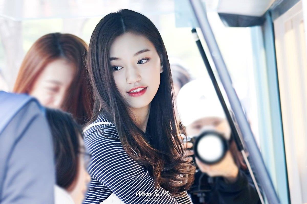 Nhung co gai hut fan nu nhat cua lang nhac Han hinh anh