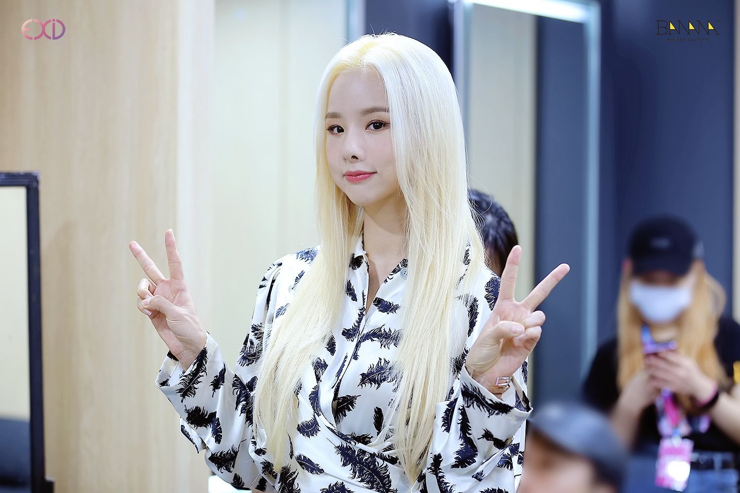 nhan sac cua nu idol the he 8X anh 14