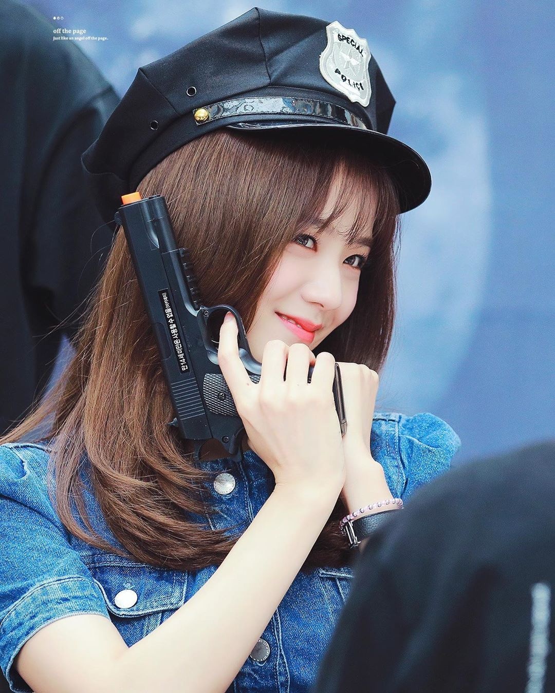 ban gai tin don cau thu bong da,  my nhan nhom Black Pink anh 18