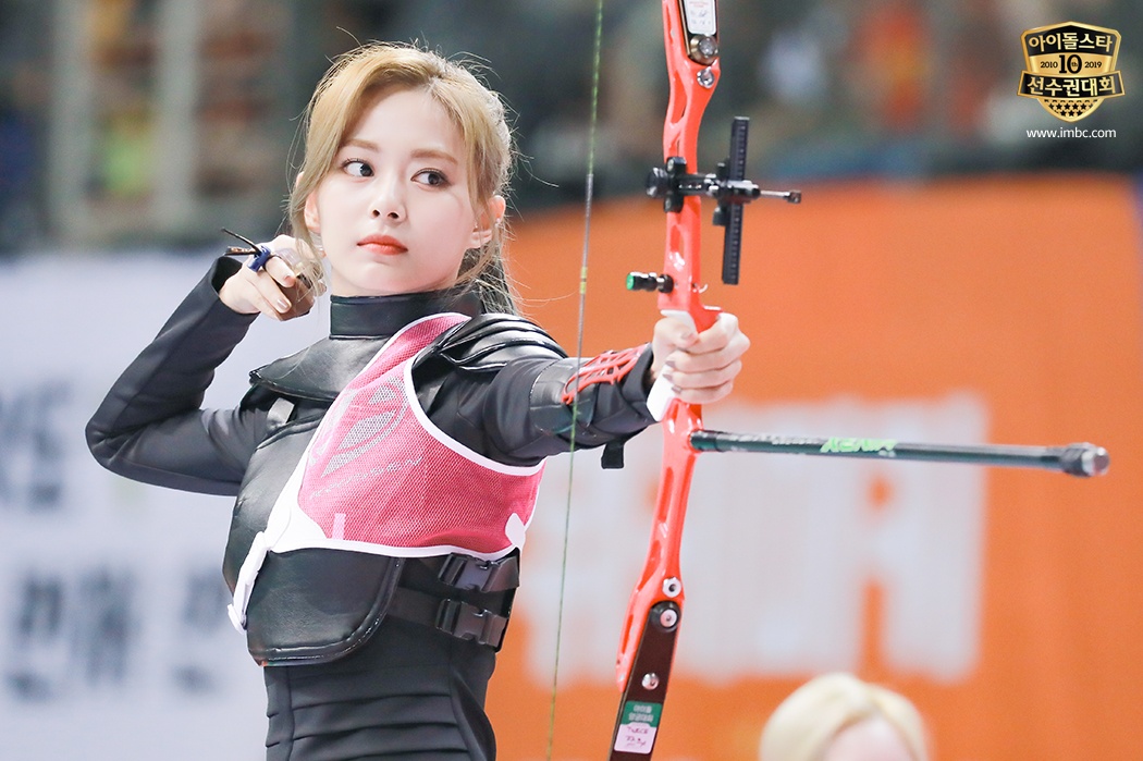 Nu idol gay chu y tai dai hoi the thao anh 2