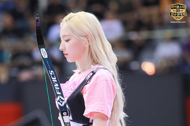 Nu idol gay chu y tai dai hoi the thao anh 5