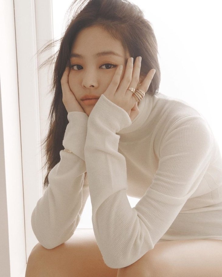 Hinh anh Jennie tren tap chi elle anh 2