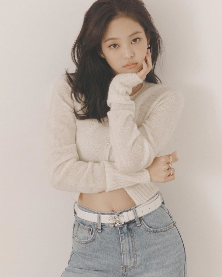 Hinh anh Jennie tren tap chi elle anh 8