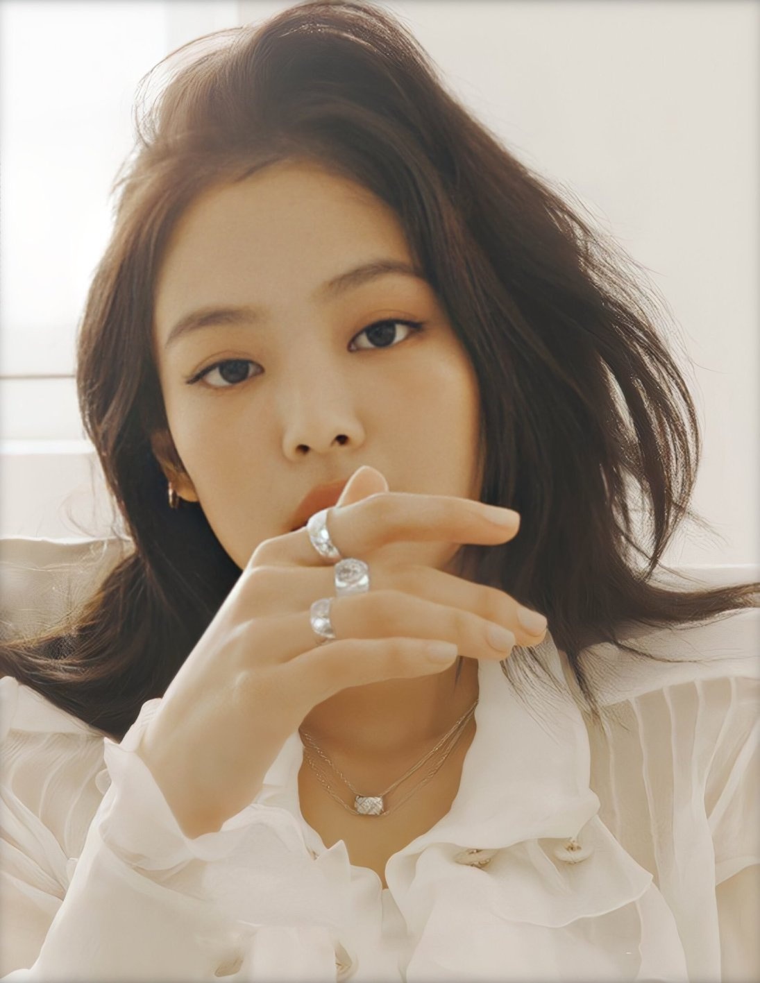 Hinh anh Jennie tren tap chi elle anh 12