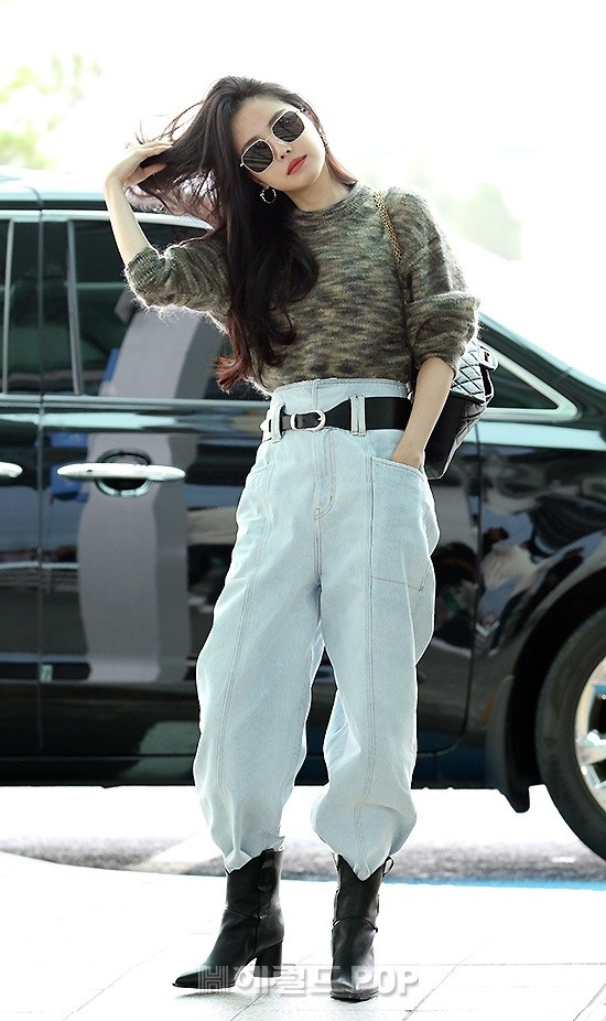 sao Kpop tai san bay anh 6