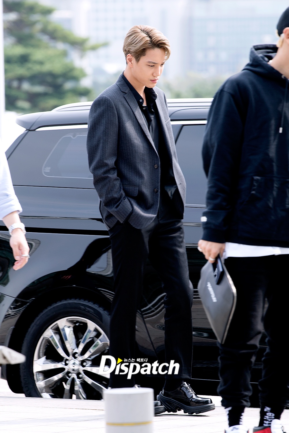 sao Kpop tai san bay anh 23