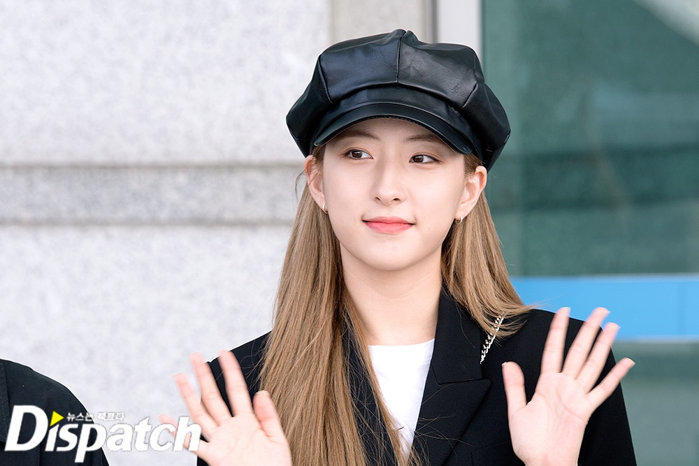 sao Kpop tai san bay anh 21