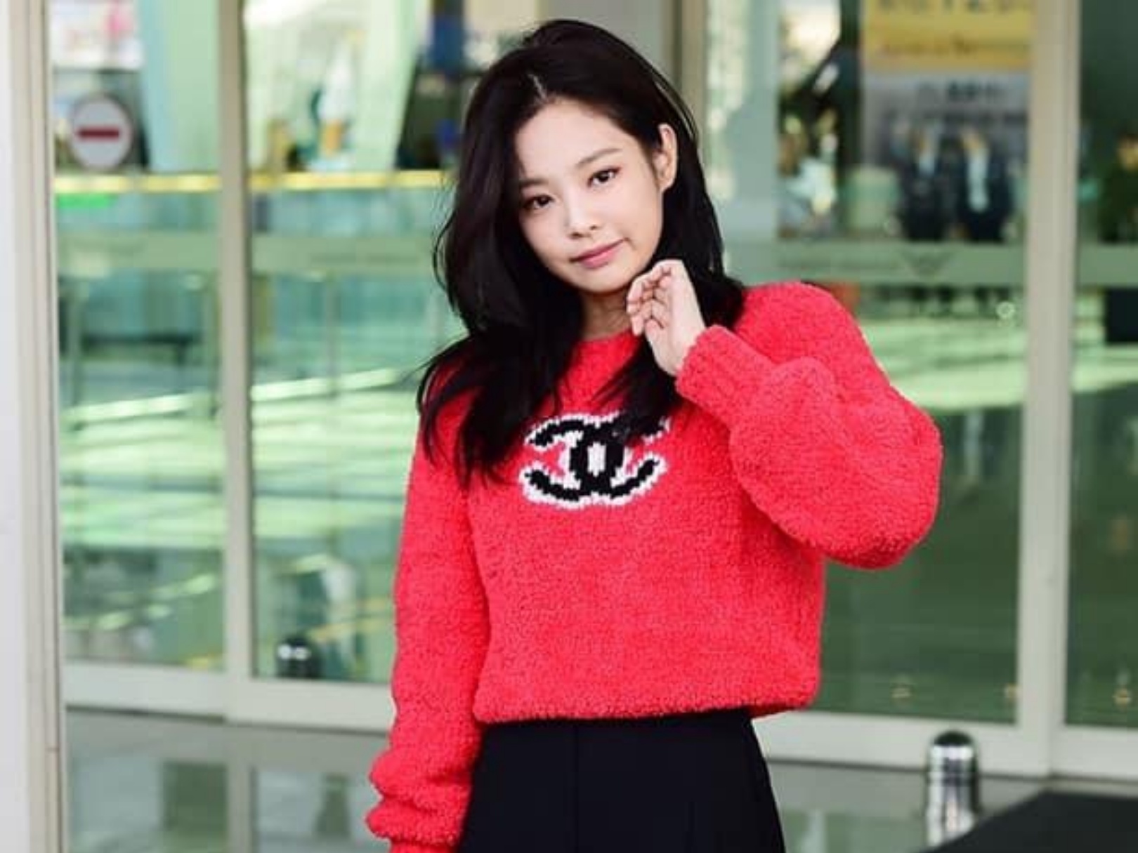 Jennie tai san bay anh 7