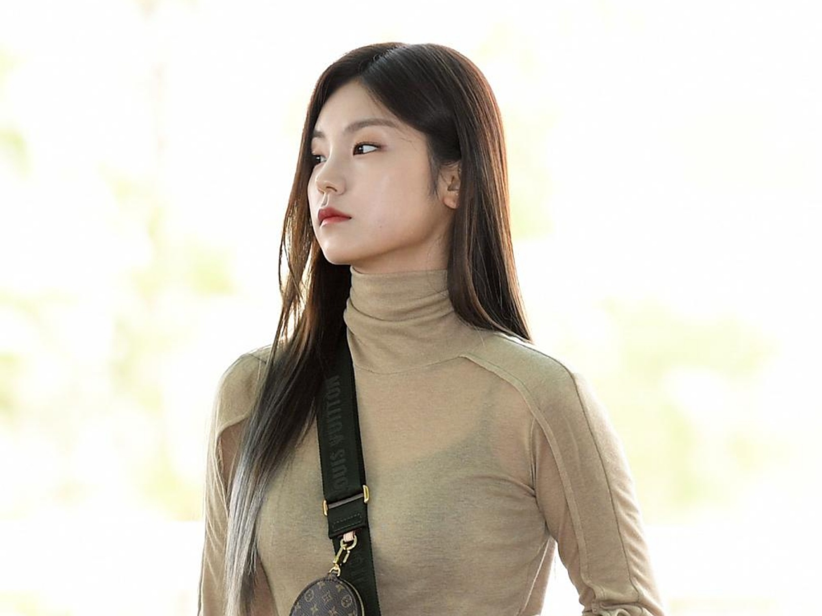 ITZY tham du Paris Fashion Week anh 4