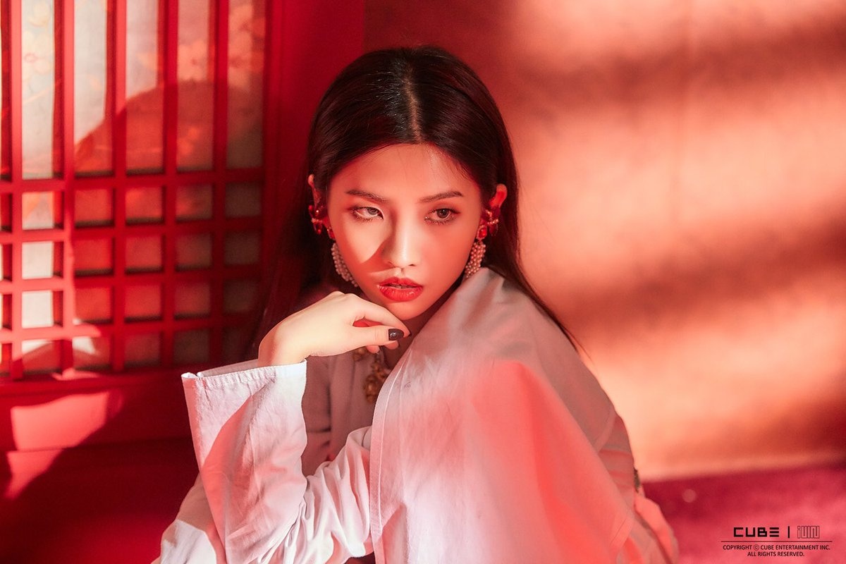 Bon than tuong moi co nhan sac, tai nang toan dien nhat Kpop hinh anh