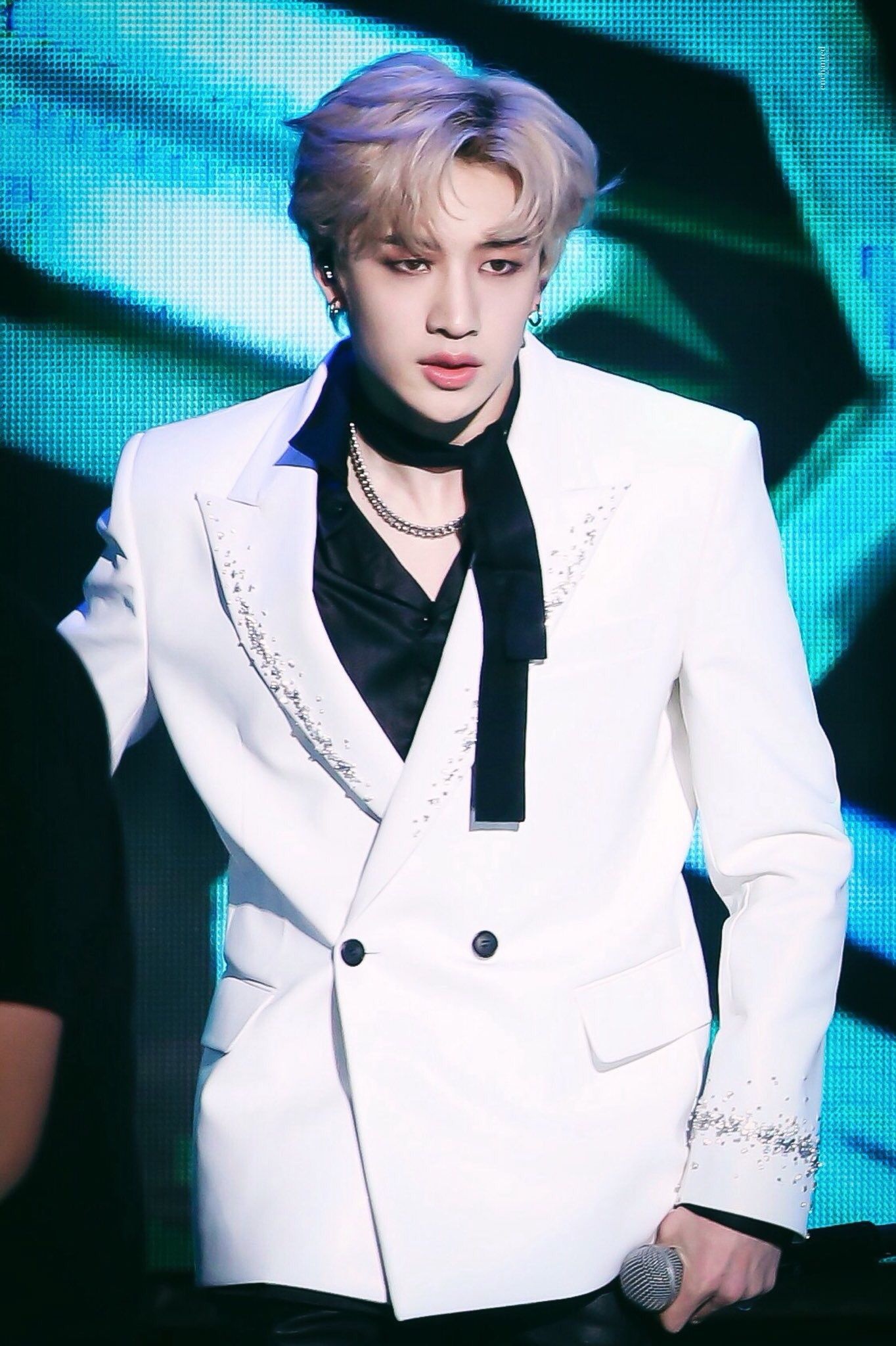 nghe sy Kpop da tai anh 6