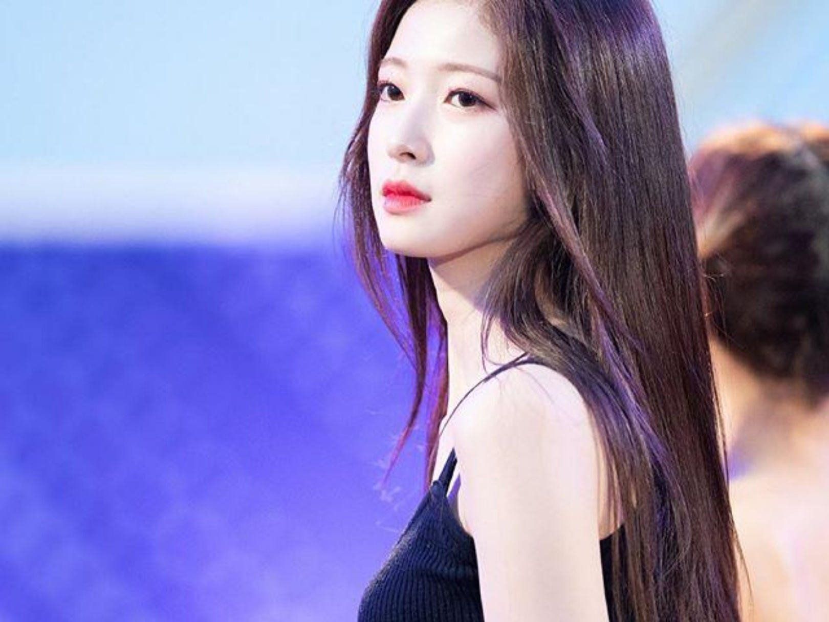 nu idol sinh nam 1999 anh 9