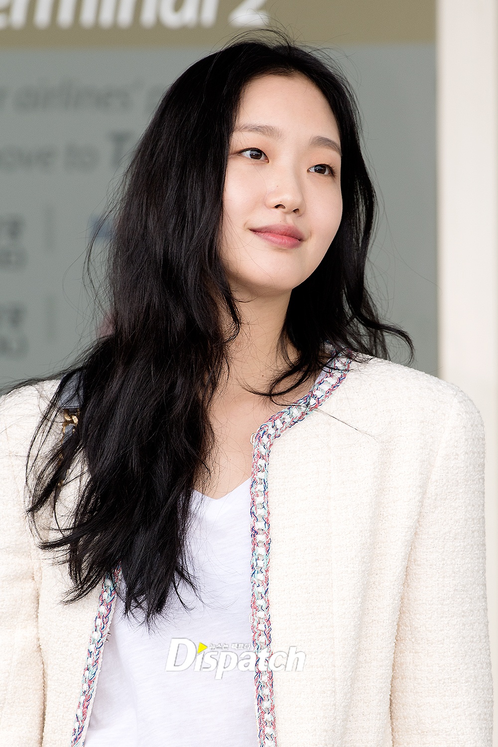 sao Kpop tai san bay anh 10