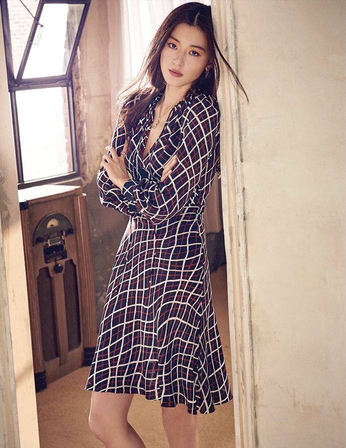 sao nu U40 quyen ru anh 8