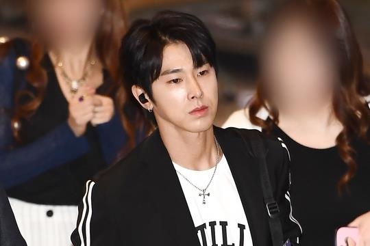 Nghe si Han Quoc tuong nho Sulli hinh anh