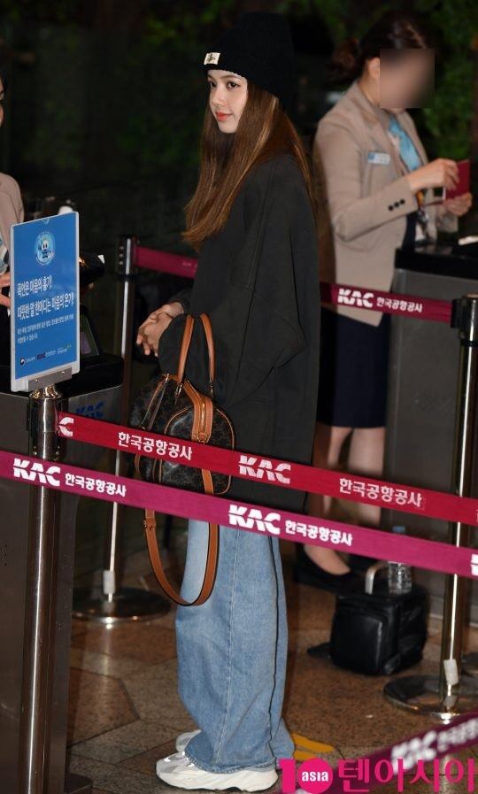 sao Kpop o san bay anh 23