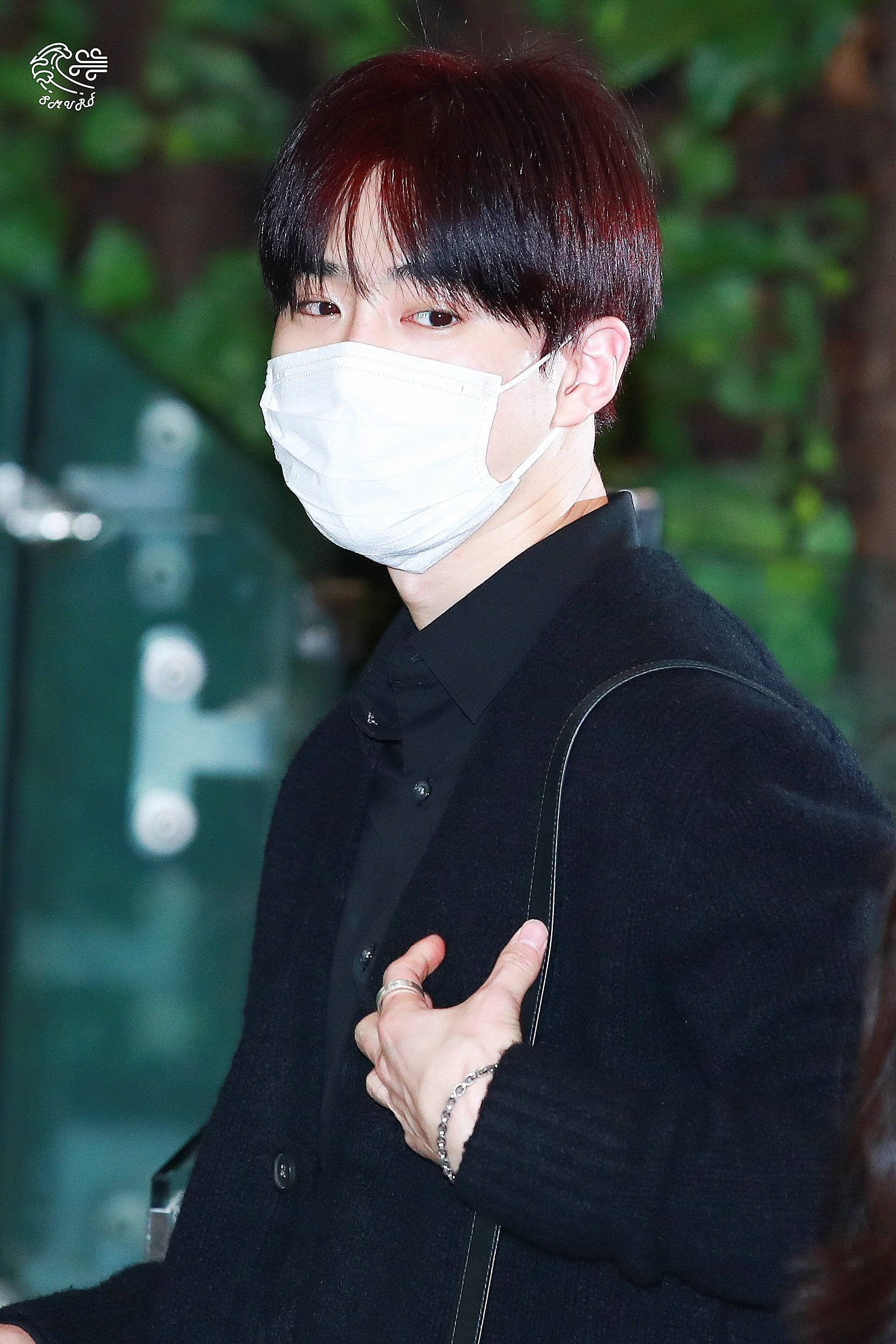 sao Kpop o san bay anh 5