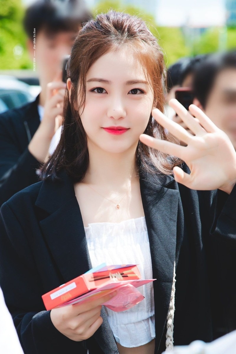 dien vien tan binh Kpop anh 14