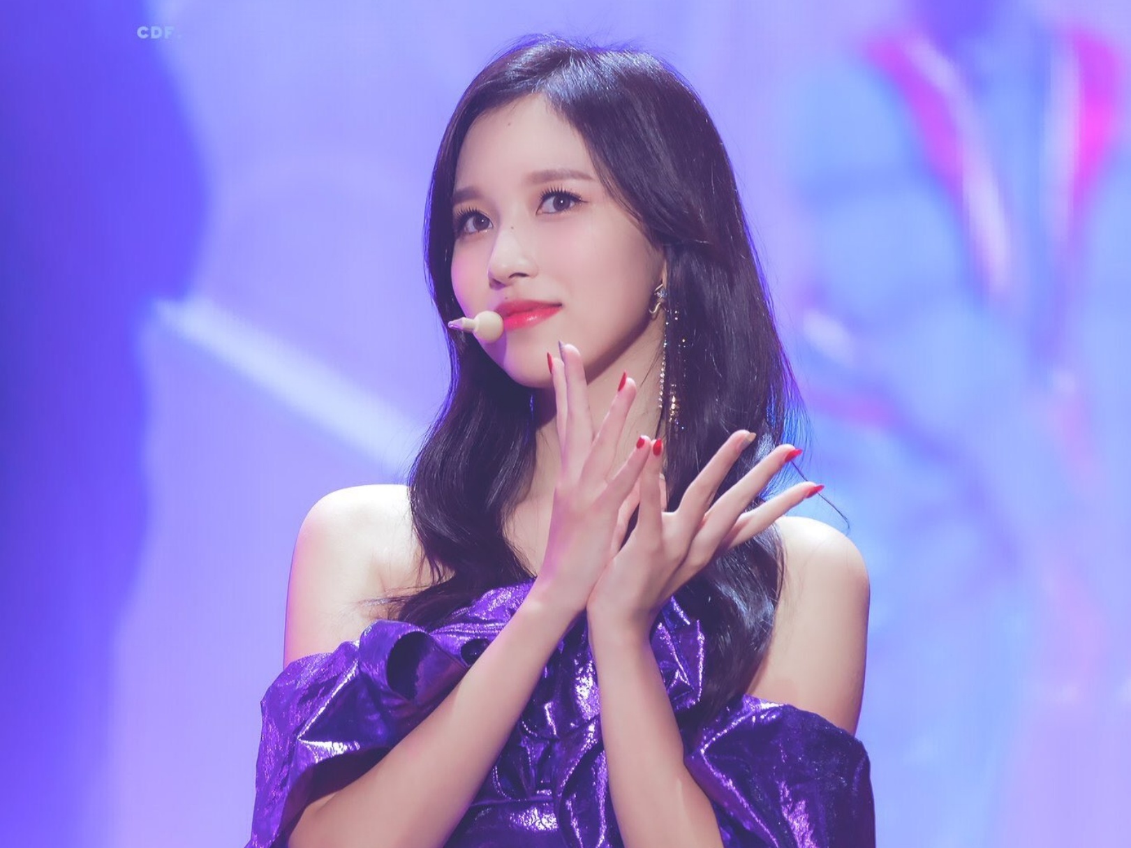 than tuong Kpop tro lai anh 1