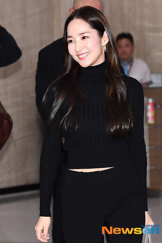 sao Han tai san bay anh 5