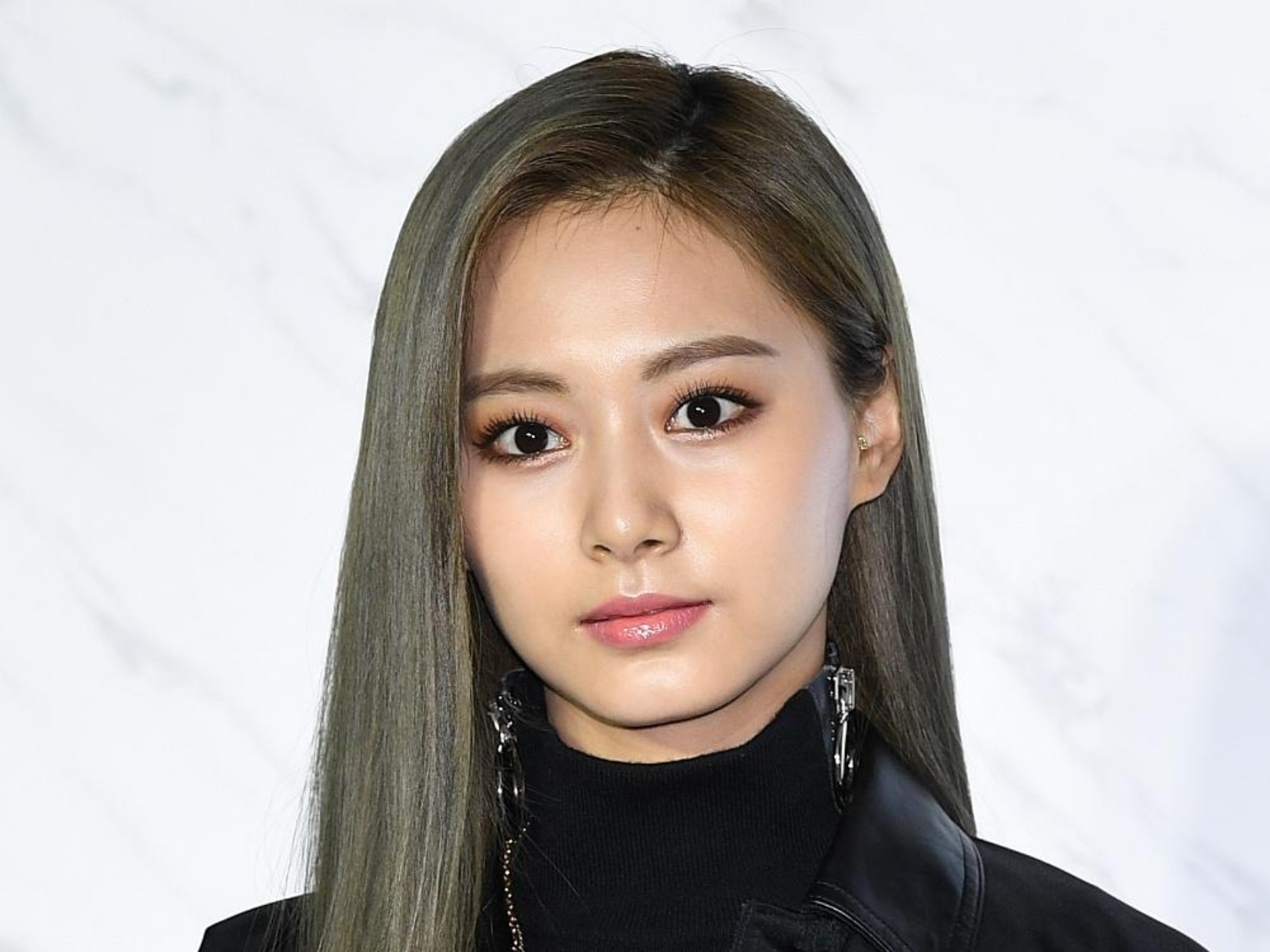 My nhan nhom TWICE bi che kem sac hinh anh